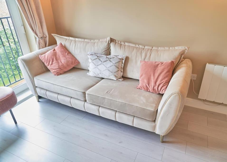 Stunning Luxury 2 Bed With En-suite In Centre